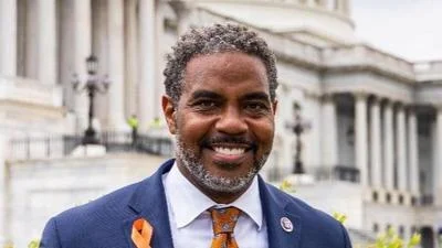Rep. Steven Horsford emphasizes worker rights and environmental protection
