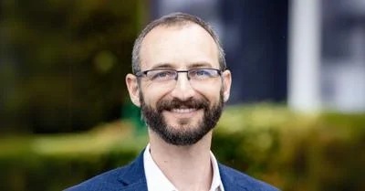 Medium digiorgioheadshot