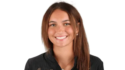 Junior Maura Peters