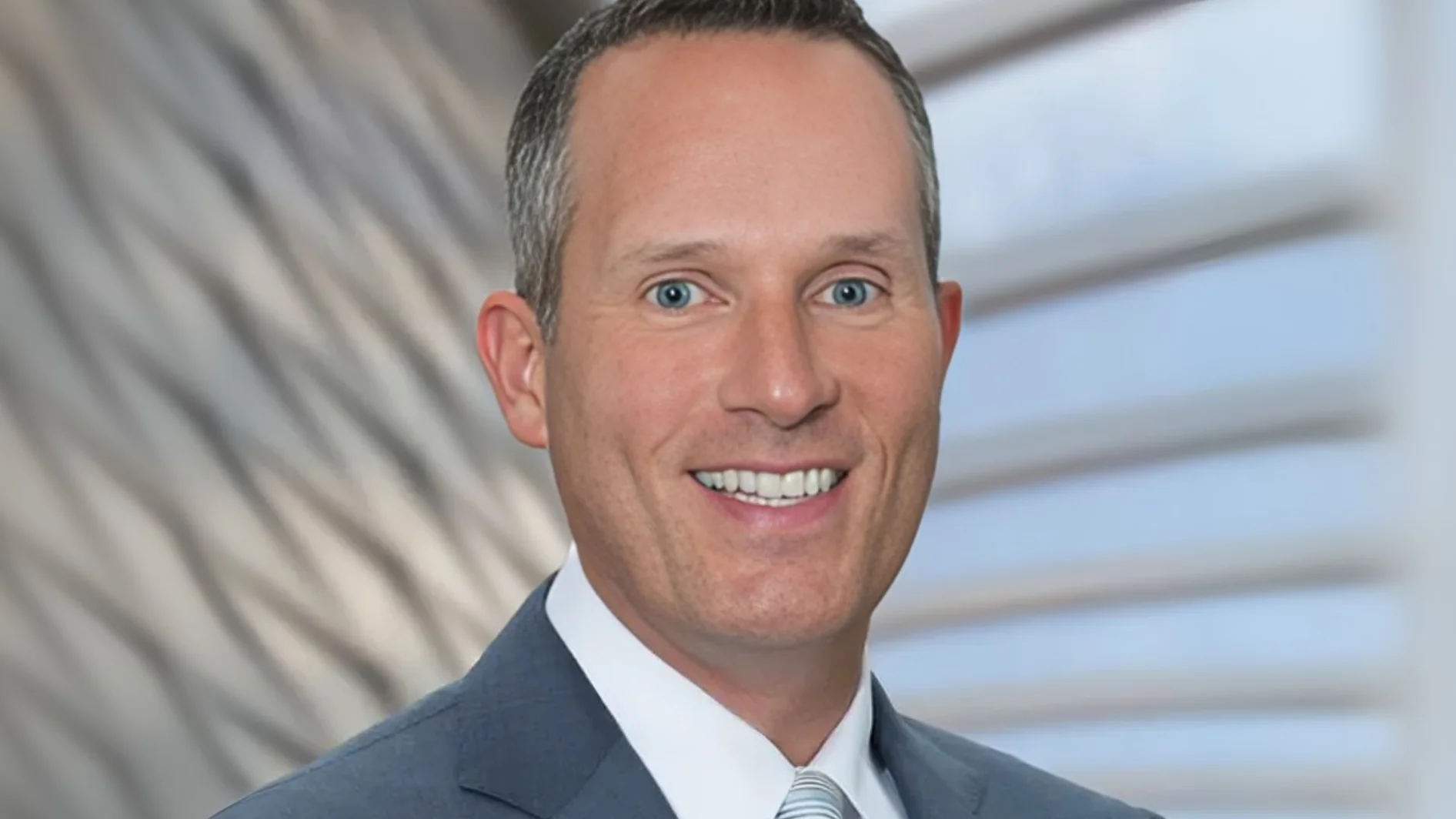 Webp xm0cs4spv7wld9qjz8ybjzw4bfug