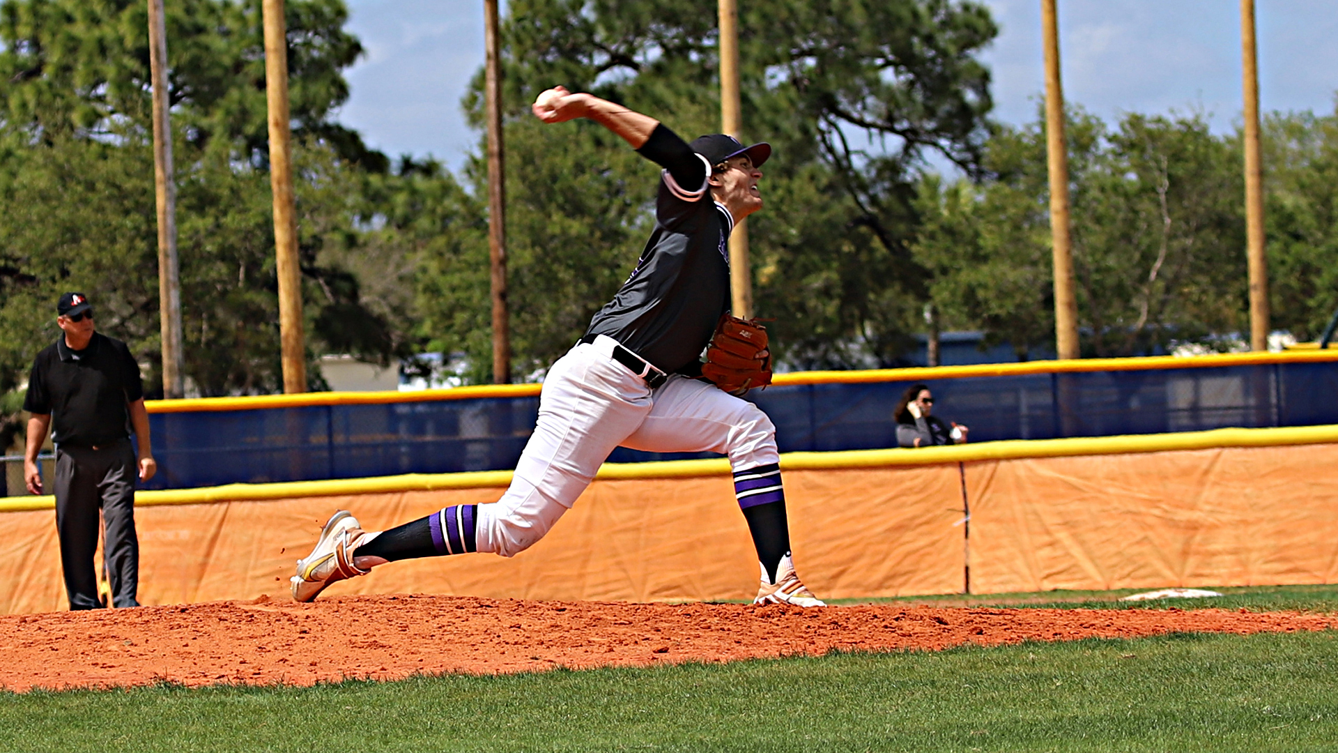 Alexgowkenyonpitcher