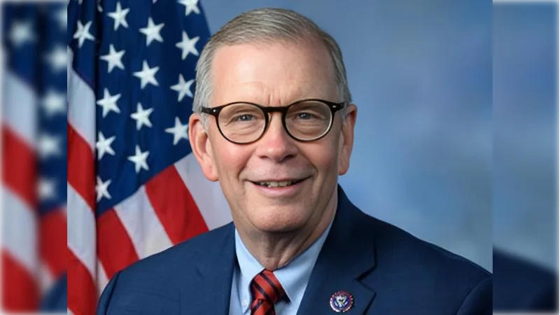 House committee reviews bills on labor standards reform