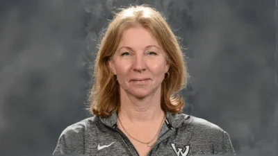 Medium sheilasnyder