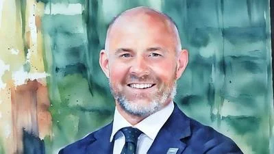 Medium bald guy 2 720