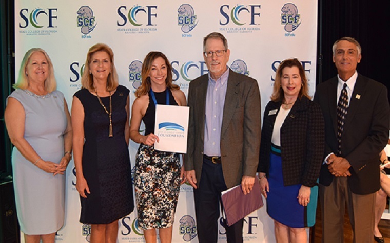 STATE COLLEGE OF FLORIDA-MANATEE-SARASOTA: SCF Nursing Students Receive