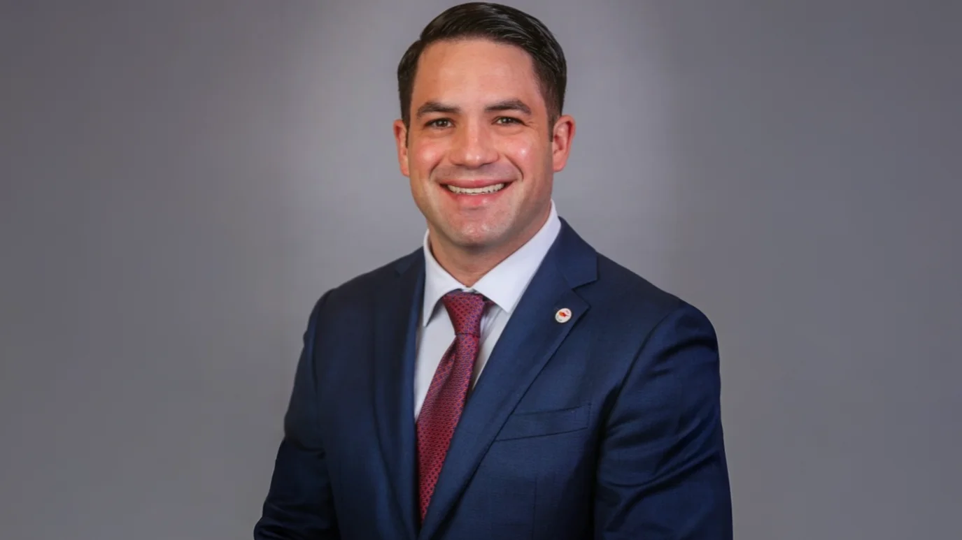 Rep. Steve Demetriou voted yea on HB105 to regulate litigation financing