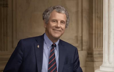 Medium sherrodbrown