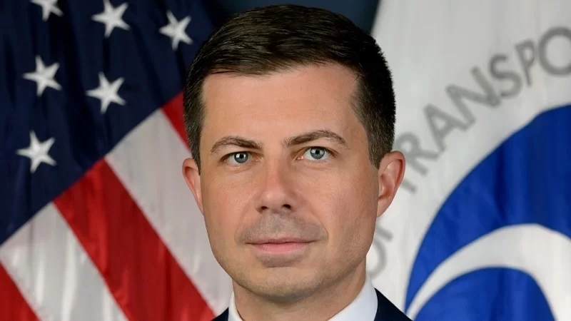 Webp pete buttigieg official 991x557