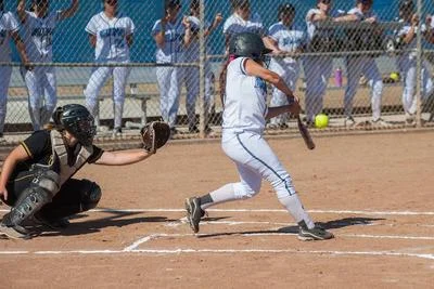 Medium softball2