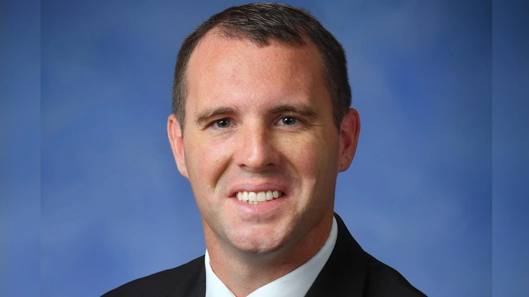 Senate passes bill restricting cellphone use in Michigan public school classrooms