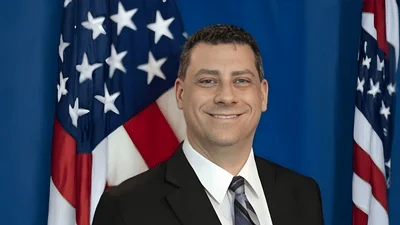 Medium christophergunning