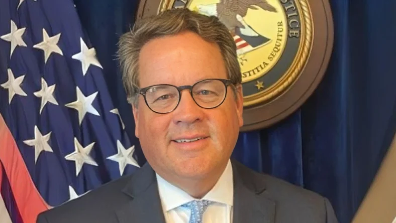 Five plead guilty in St. Louis area mail theft and check fraud scheme