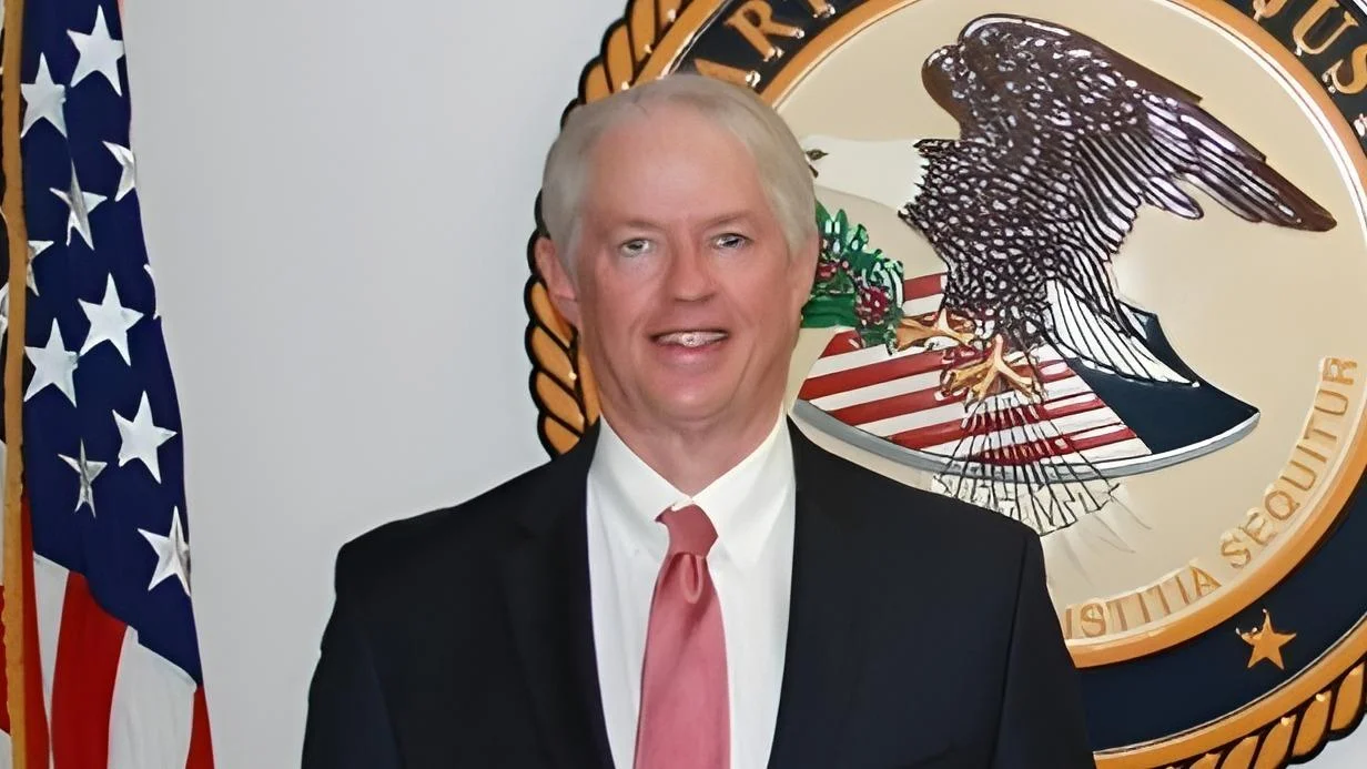 Chinese national indicted in Baton Rouge for attempted enticement of a minor
