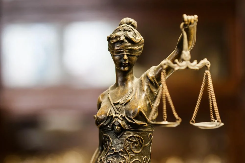Webp scalesofjustice179