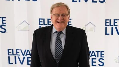 Medium 5yumz64palr598ueucw8kdeypdrg