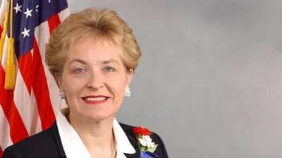 Marcy Kaptur highlights legislative priorities and local business visits in recent tweets