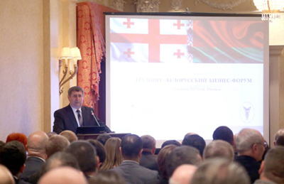 Belarusian Chamber of Commerce and Industry Chairman, Mikhail Myatlikov addresses business leaders in Tbilisi. 