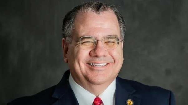 Sen. Tim Schaffer voted Yea on SB52, a memorial highway designation bill