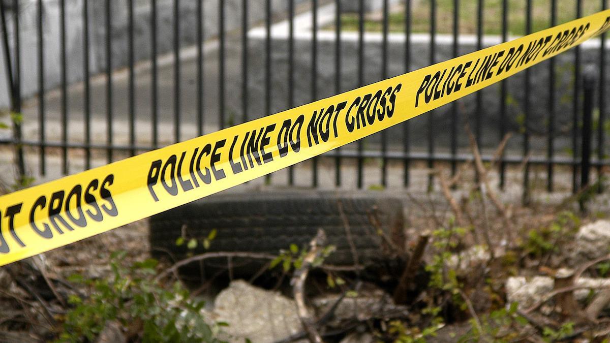 Police line g913c56075 1920