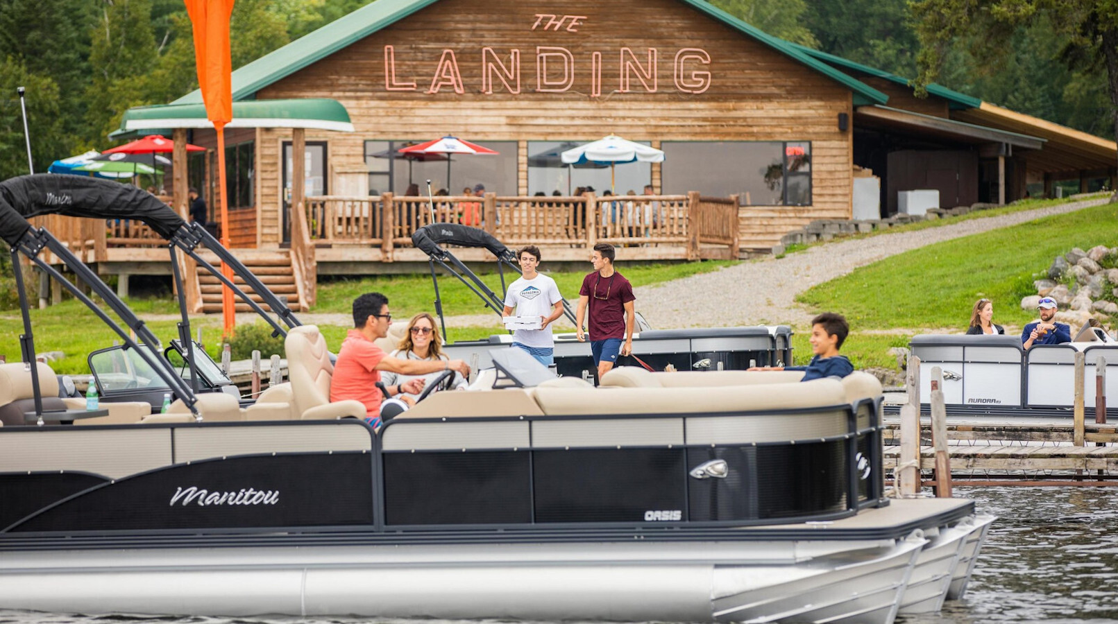 Manitou boats