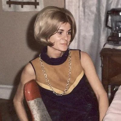 Medium marjoriehollish
