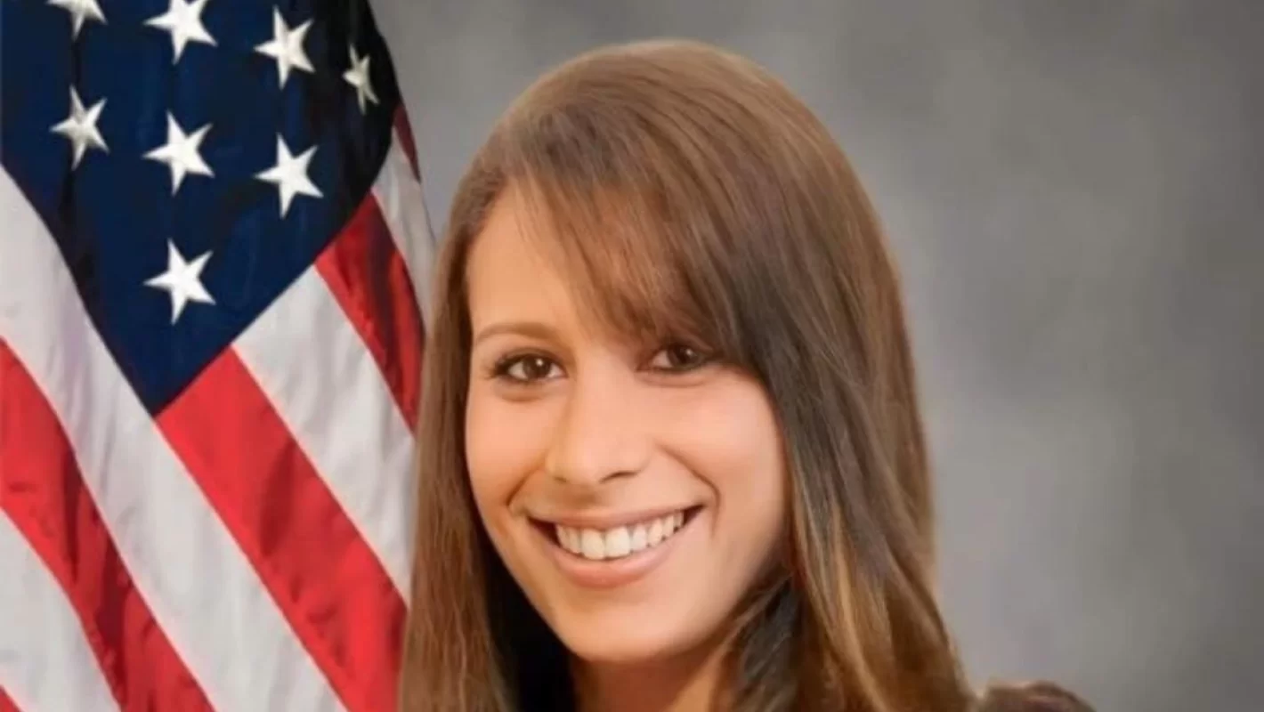 Heather Brown, candidate of State Senate District 25, Illinois said 'I pray for everyone who is living paycheck to paycheck, on a fixed income' - Vimarsana News