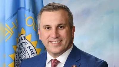 Casey Crabtree highlights business incentives and budget concerns in recent posts