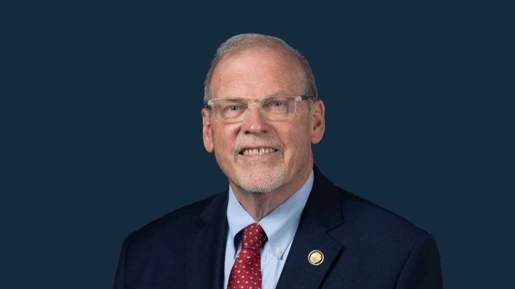 Morgan Griffith addresses party politics, citizenship policy, and small business recognition