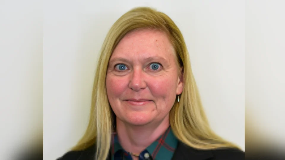 Webp auq708h8zwn6951zsrl4928adfre