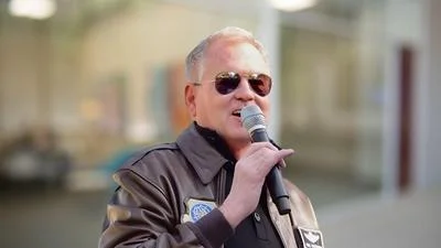 Medium buzz patterson