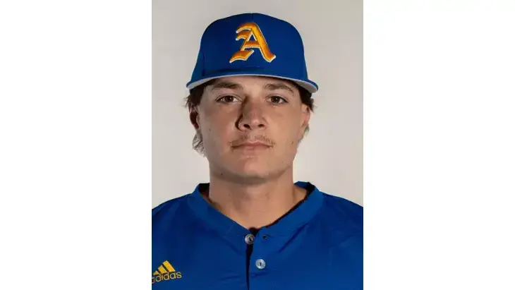 Webp b3205876 0f5e 4dbc a1a6 4372c9de5db7