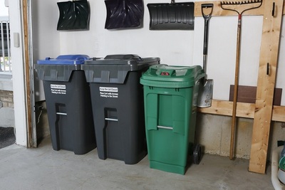 Medium bin