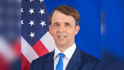 Medium lcv78saet1avbrisv7y4i9eekd6e