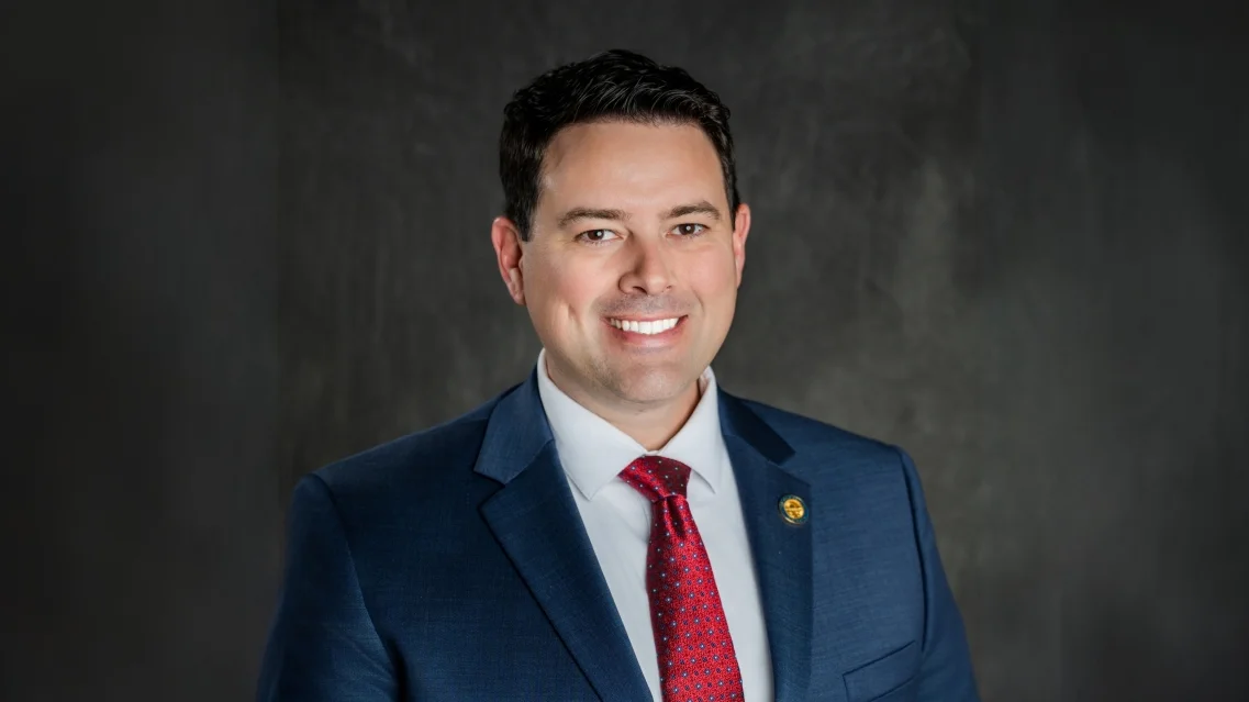 Senator Rob McColley comments on political opponents and expresses support for building trades