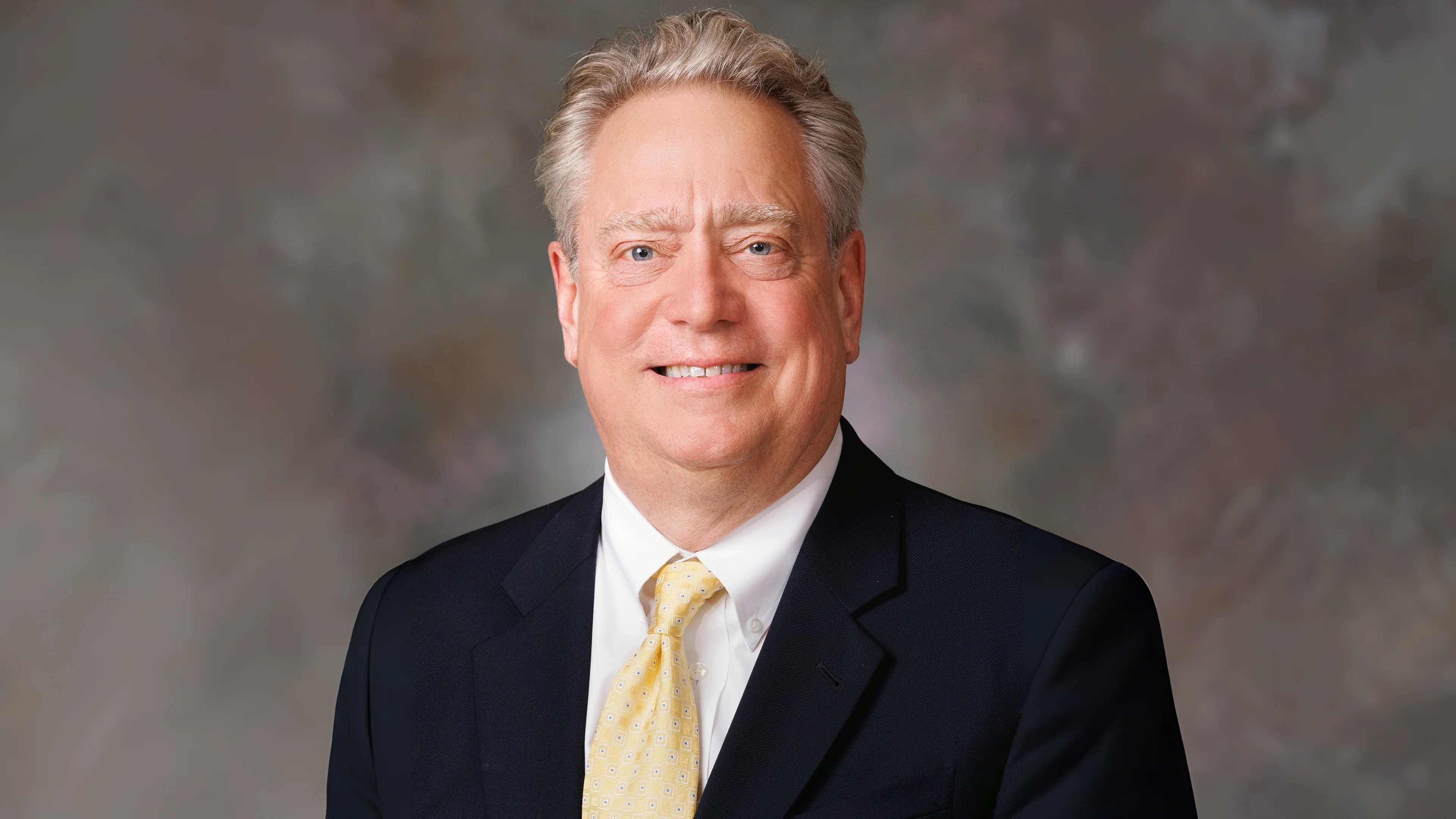 Sen. Robert Dover introduces bill to expand oversight of Nebraska Investment Finance Authority, change affordable housing reporting