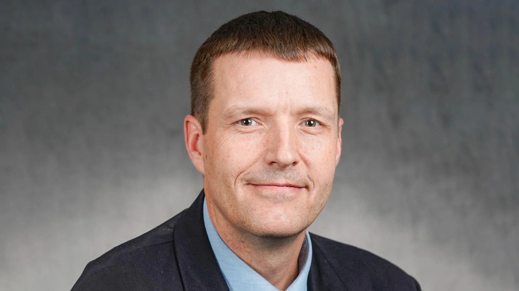 Ben Davis posts series of tweets addressing Sharia law and national attention