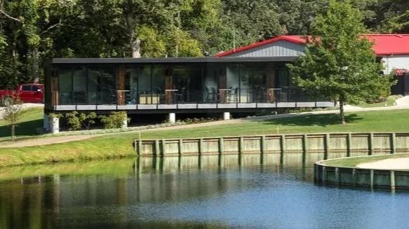 Central Missouri Jennies golf team stands seventh after day one at Southern Invite