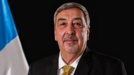 Dr. Francisco José Coma Martín Ministro de Salud Pública y Asistencia Social