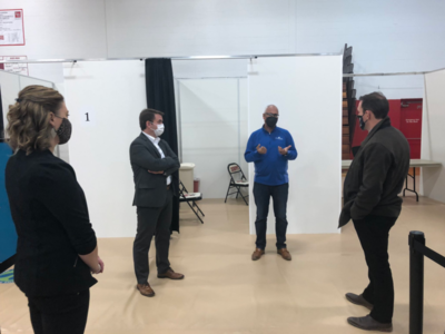 Medium mike at prevea marinette vaccine clinic march 2021
