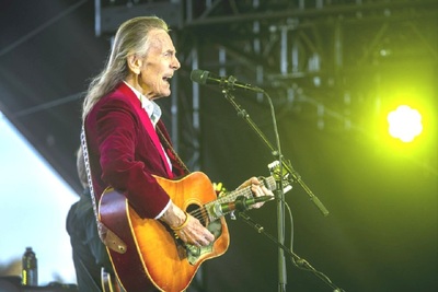 Medium gordonlightfoot