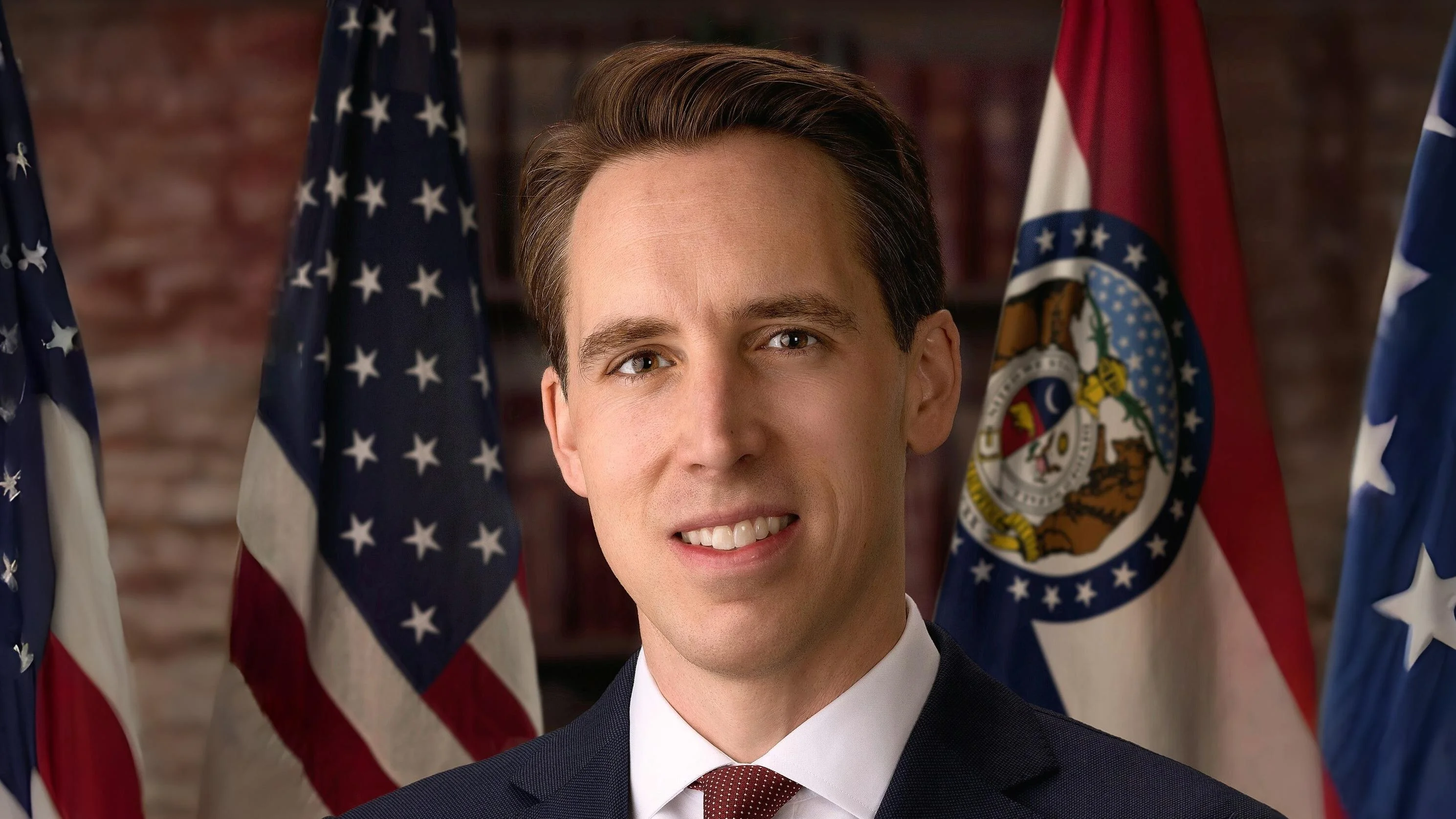 Hawley urges USDA to reconsider Farm Service Agency office reductions in Missouri