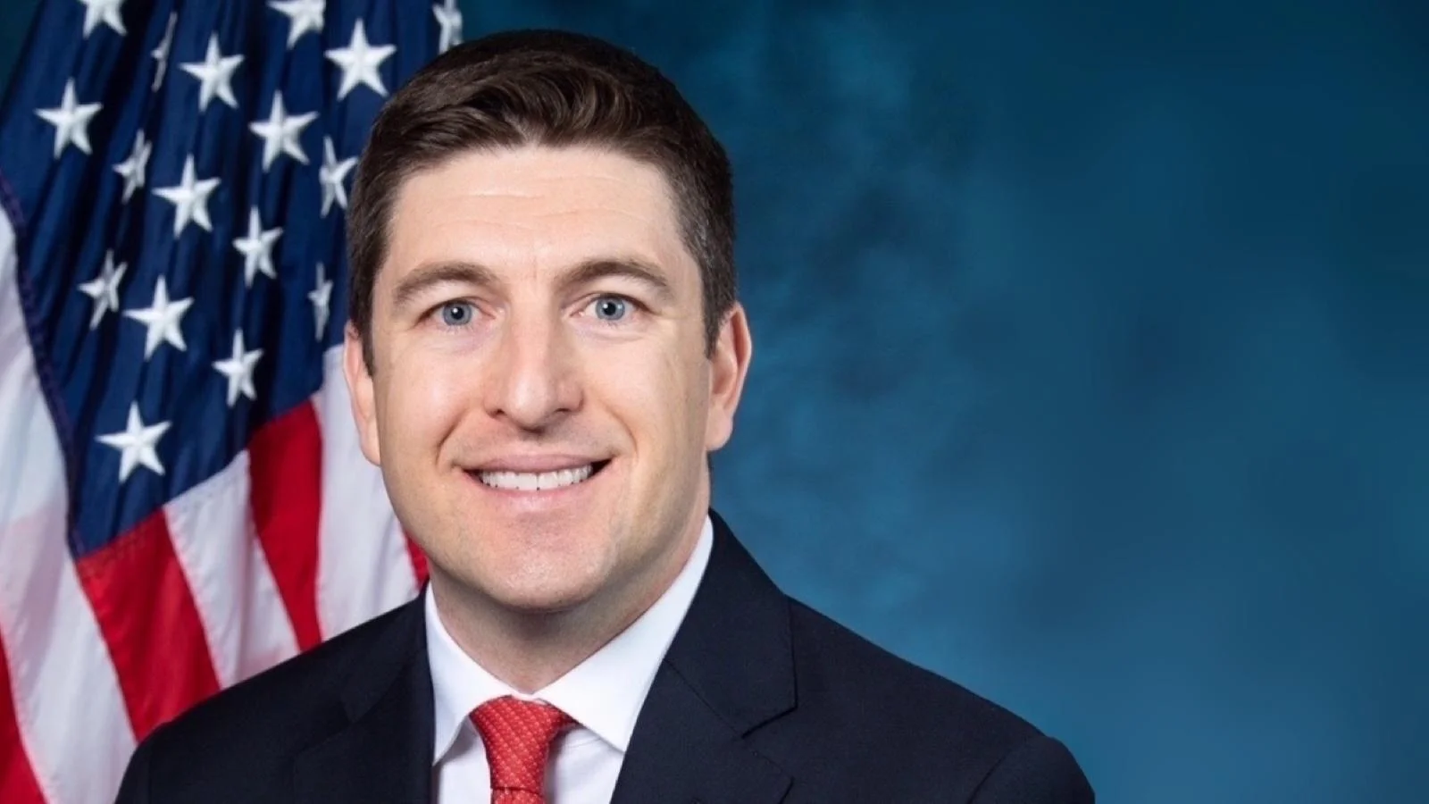 Chairman Steil addresses congressional stock trading reforms at House Administration Committee hearing