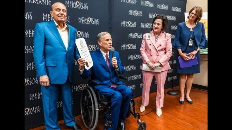 Webp gregabbott800