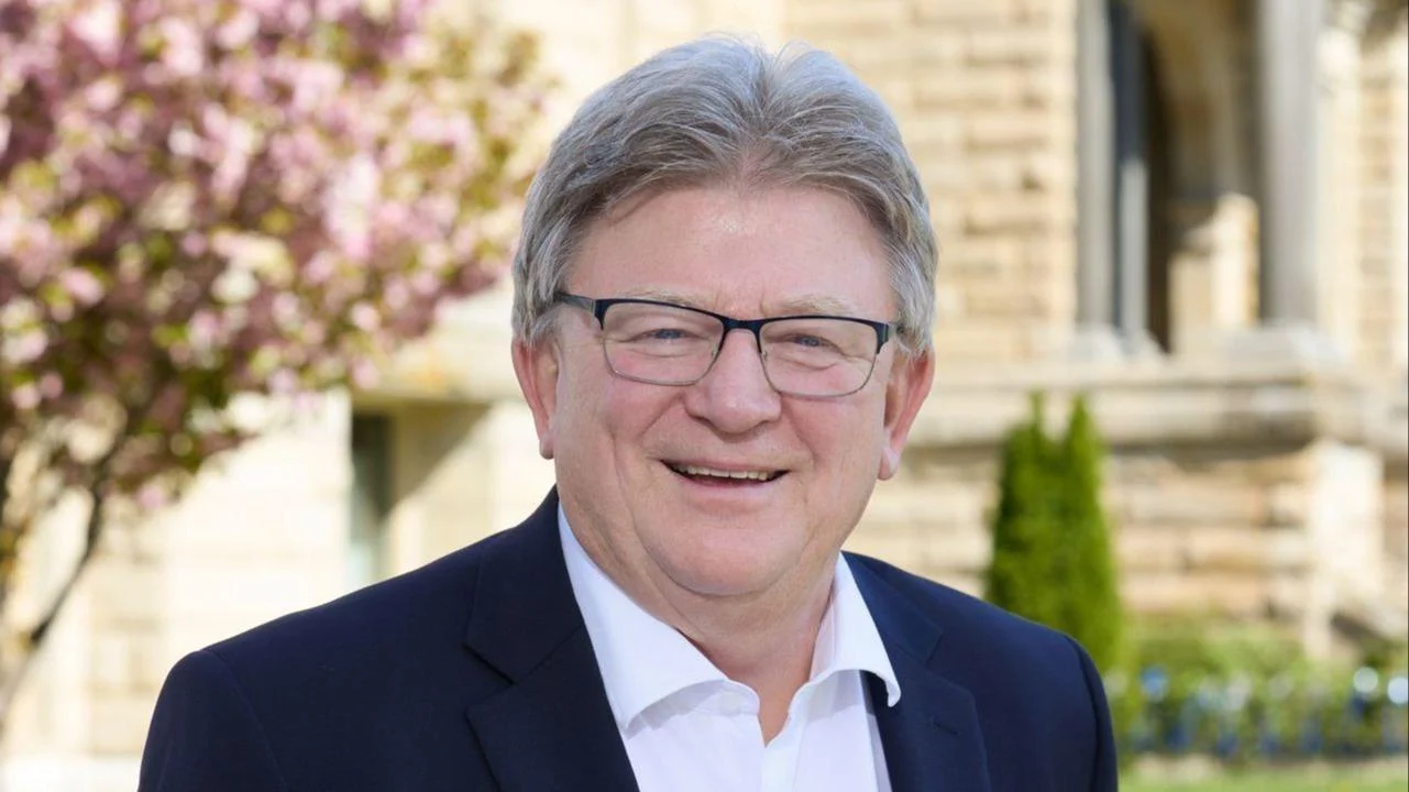 Rep. James M. Hoops voted yea on SB315, a cybersecurity measure for SNAP benefits