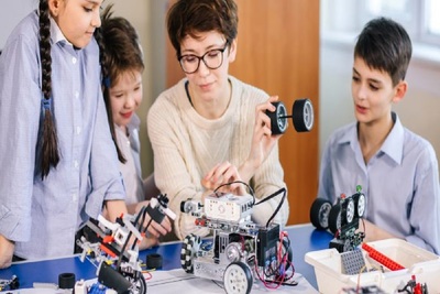 Medium robotics