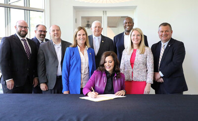 Medium bill signing