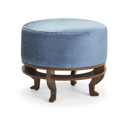 Footed ottoman 02