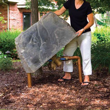 Fake rocks for hiding feeding station or shelter