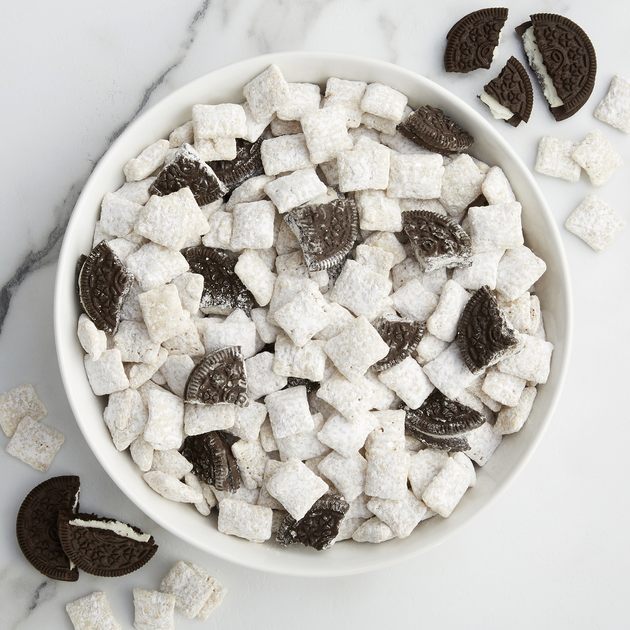 cookies-cream-muddy-buddies-chex-mix-puppy-chow