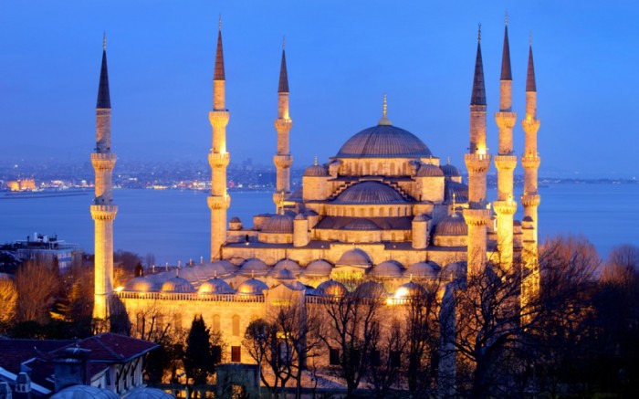 Turquia encantada para Celebrar el Dia del Amor / / Joinnus